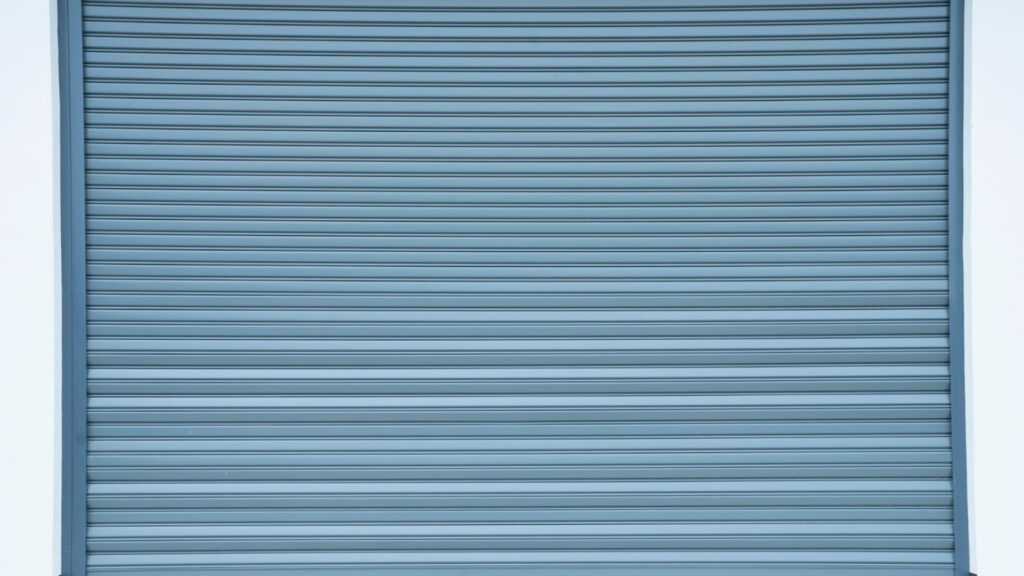 À Strasbourg, réparer ses volets roulants : un geste simple pour consommer moins